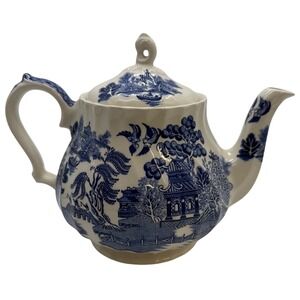 Sadler England Blue Willow Teapot Ceramic Vintage Classic Oriental Design